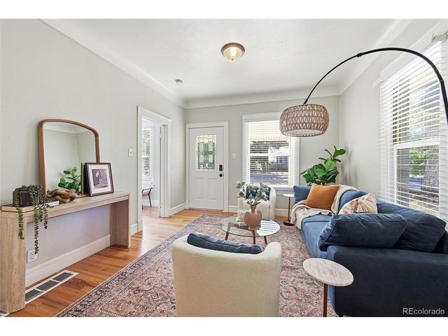 5937 S Hill St, Littleton, CO 80120