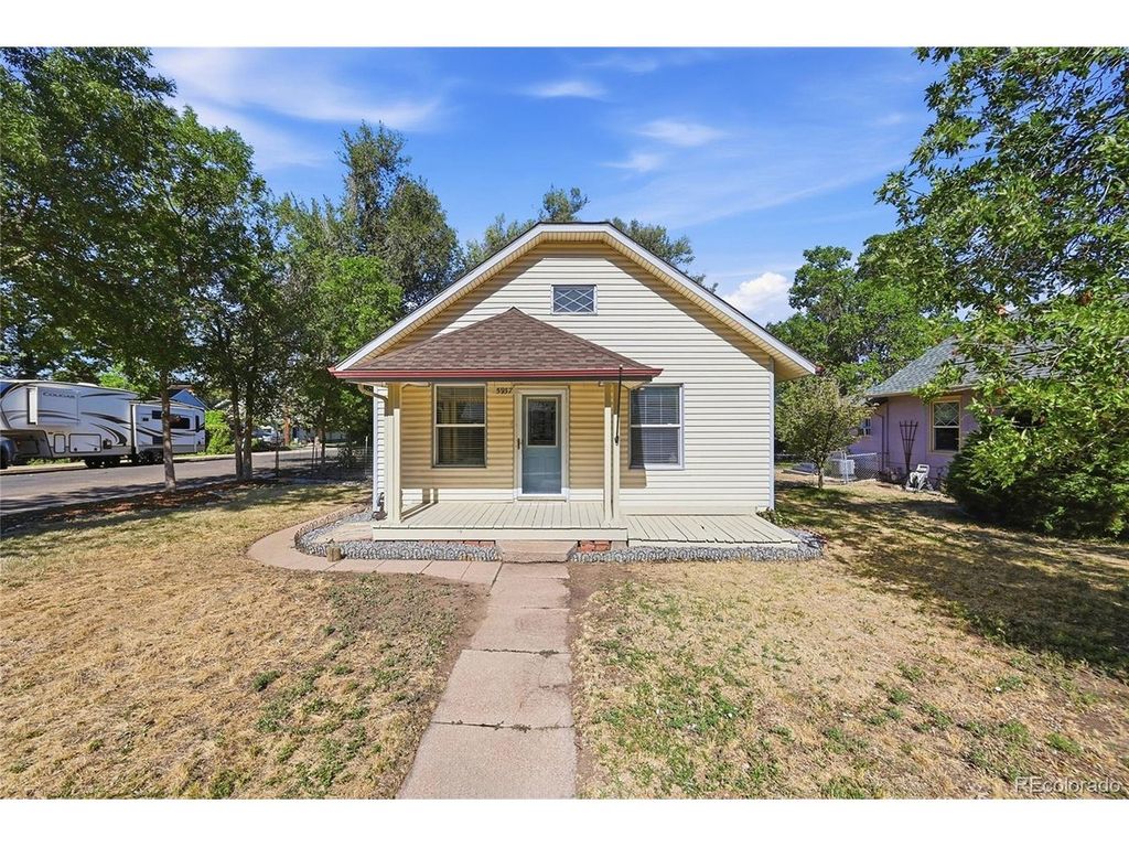 5937 S Hill St, Littleton, CO 80120