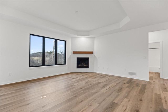 394 W Sparrow WAY, Grafton, WI 53024