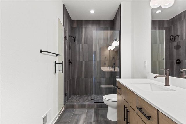 394 W Sparrow WAY, Grafton, WI 53024