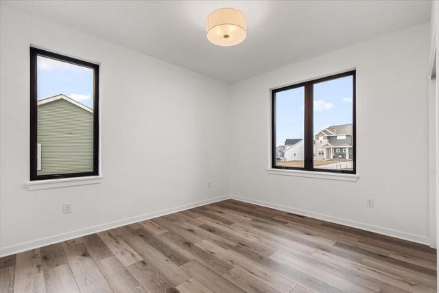 394 W Sparrow WAY, Grafton, WI 53024