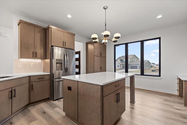 394 W Sparrow WAY, Grafton, WI 53024