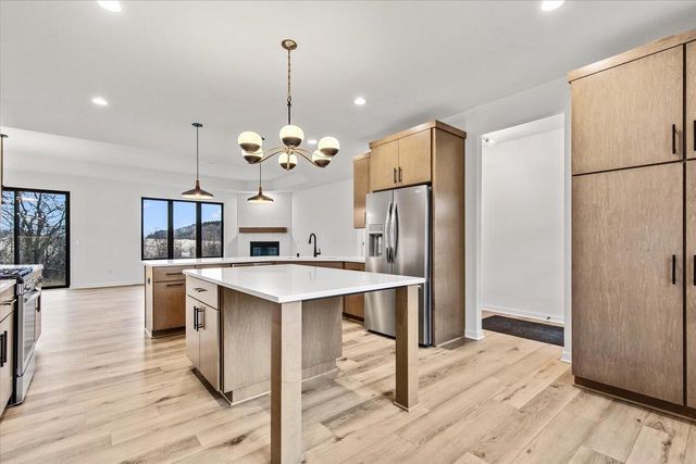 394 W Sparrow WAY, Grafton, WI 53024