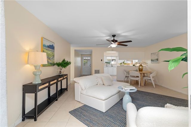 134 S Magnolia 19B, Anaheim, CA 92804