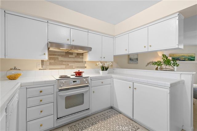 134 S Magnolia 19B, Anaheim, CA 92804