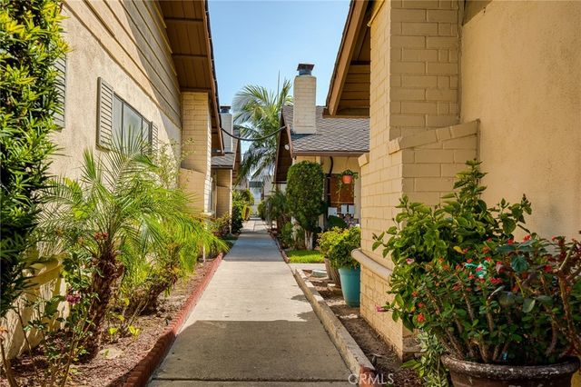 134 S Magnolia 19B, Anaheim, CA 92804