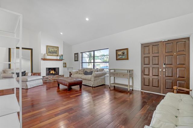 13475 La Mirada Circle, Wellington, FL 33414