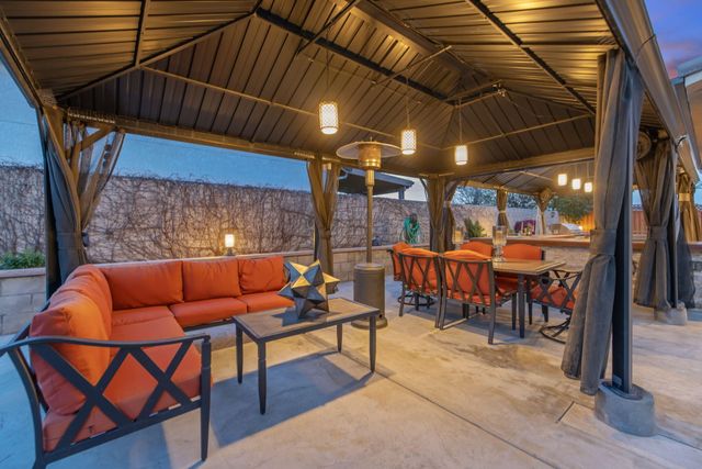 2433 Diamante Drive, Tulare, CA 93274