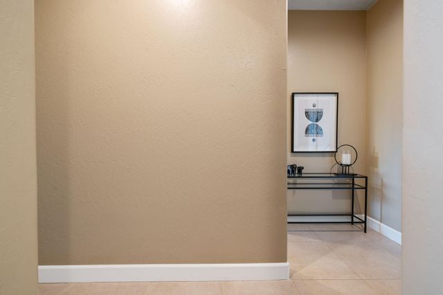 2433 Diamante Drive, Tulare, CA 93274