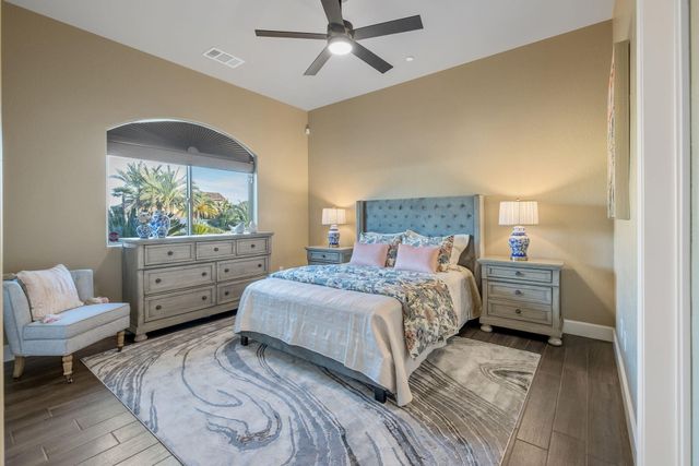 2433 Diamante Drive, Tulare, CA 93274