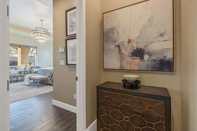 2433 Diamante Drive, Tulare, CA 93274