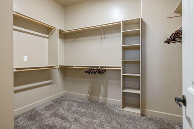 2433 Diamante Drive, Tulare, CA 93274