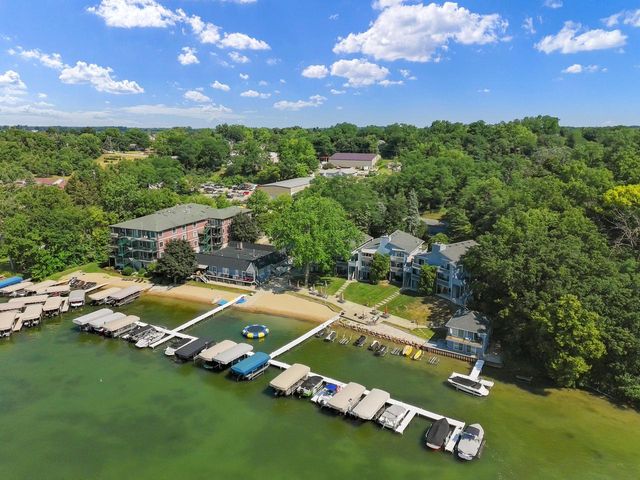 131 Lance DRIVE #7, Twin Lakes, WI 53181