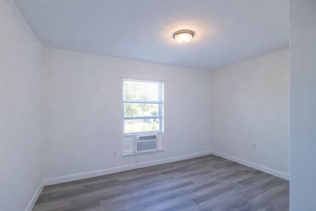 702 HILLSBORO STREET, Plant City, FL 33563