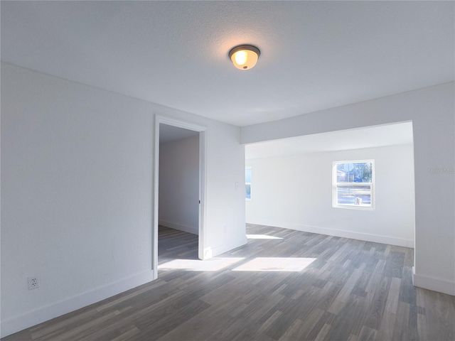 702 HILLSBORO STREET, Plant City, FL 33563