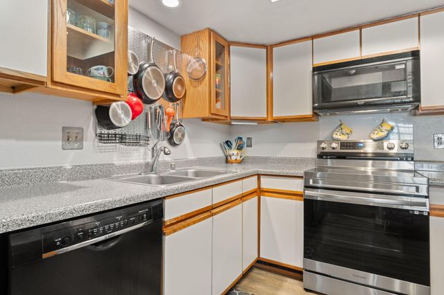 809 Country Club Drive SE APT 1A, Rio Rancho, NM 87124