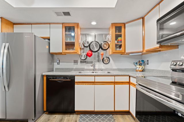 809 Country Club Drive SE APT 1A, Rio Rancho, NM 87124