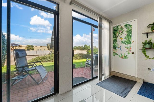 809 Country Club Drive SE APT 1A, Rio Rancho, NM 87124