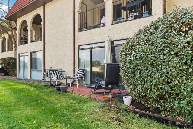 809 Country Club Drive SE APT 1A, Rio Rancho, NM 87124