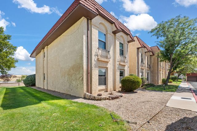 809 Country Club Drive SE APT 1A, Rio Rancho, NM 87124