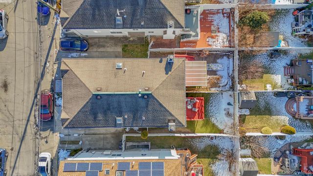 48 Bergen Beach Plc, Brooklyn, NY 11234