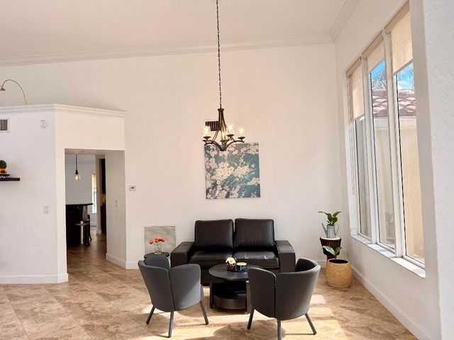 9669 Carousel Circle N, Boca Raton, FL 33434