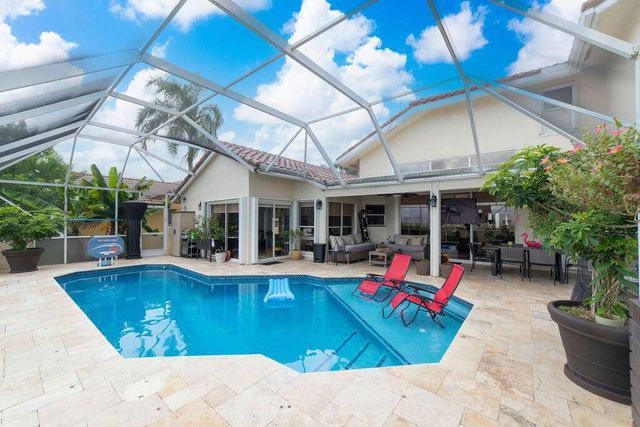 9669 Carousel Circle N, Boca Raton, FL 33434