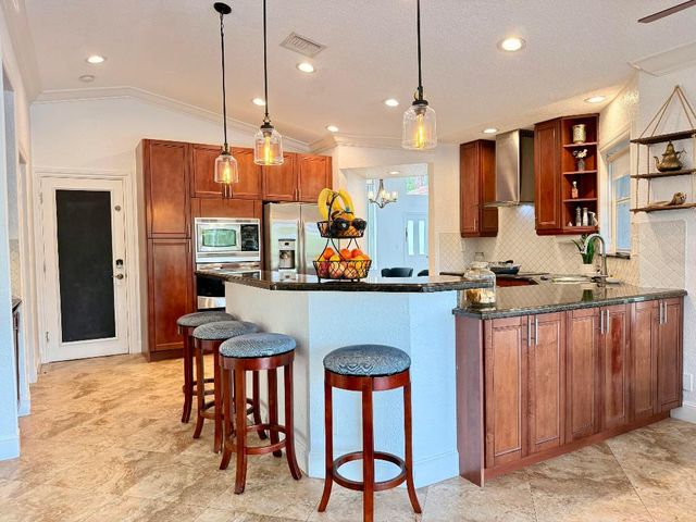 9669 Carousel Circle N, Boca Raton, FL 33434