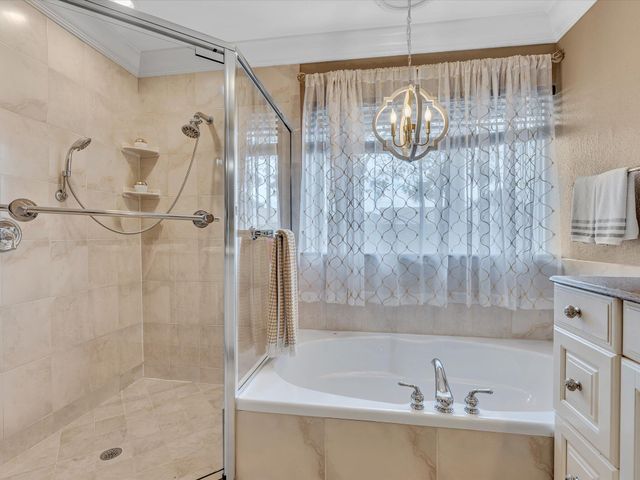 9669 Carousel Circle N, Boca Raton, FL 33434