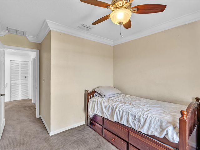 9669 Carousel Circle N, Boca Raton, FL 33434