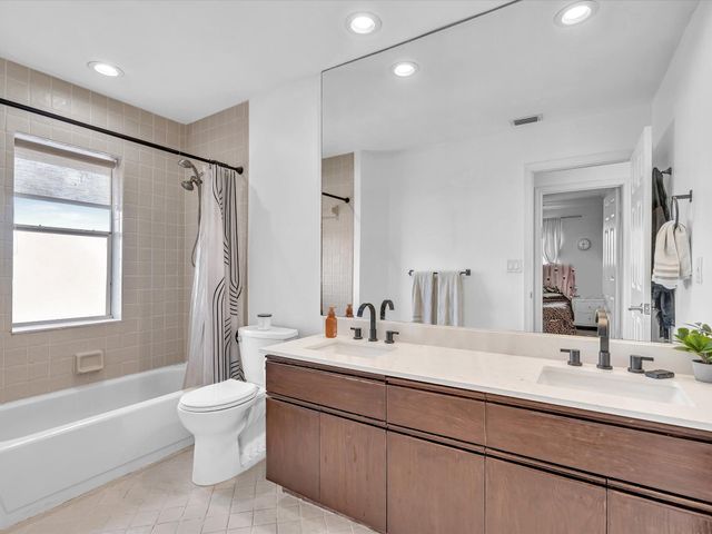 9669 Carousel Circle N, Boca Raton, FL 33434