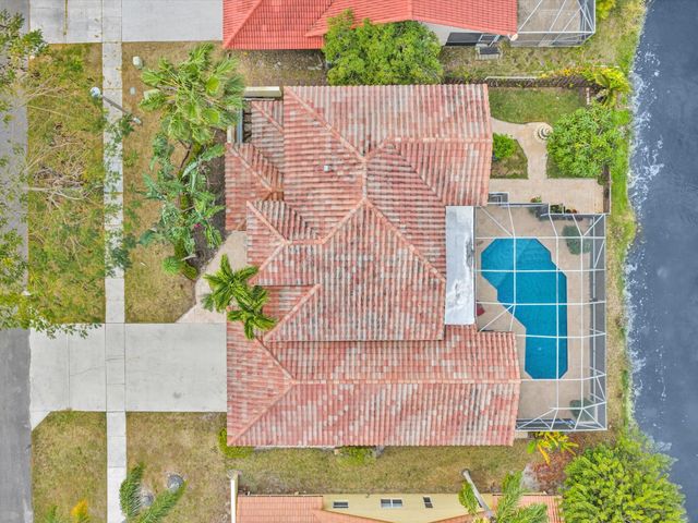 9669 Carousel Circle N, Boca Raton, FL 33434