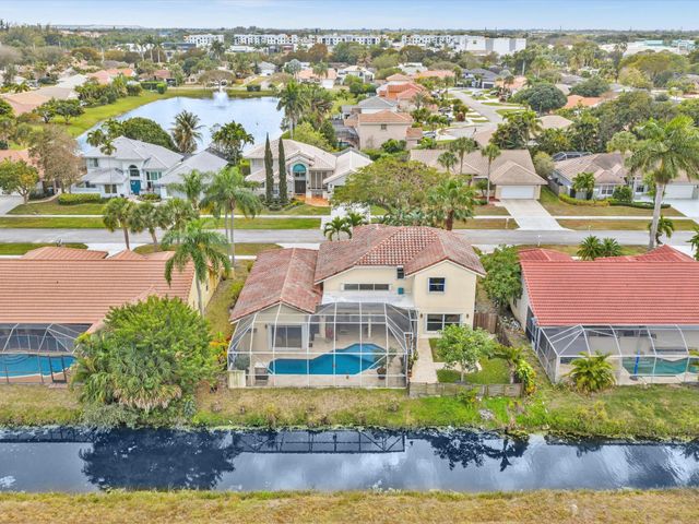 9669 Carousel Circle N, Boca Raton, FL 33434