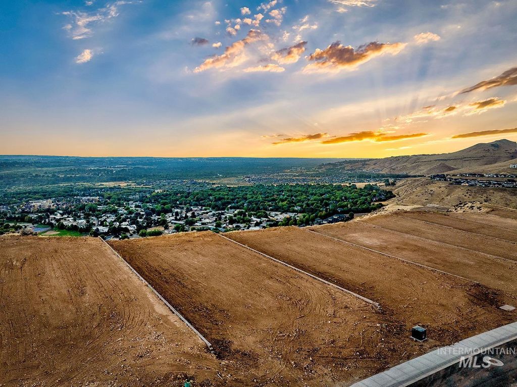 3145 S Glacier Lily Pl, Boise, ID 83716