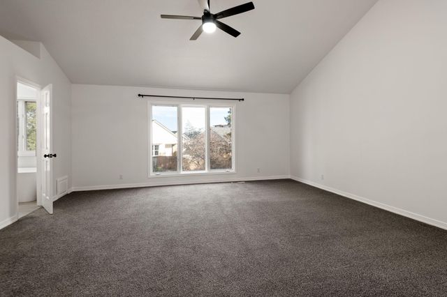 1420 NE Sharkey Terrace, Bend, OR 97701