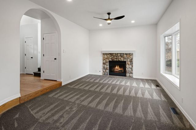 1420 NE Sharkey Terrace, Bend, OR 97701