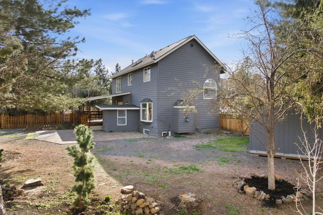 1420 NE Sharkey Terrace, Bend, OR 97701