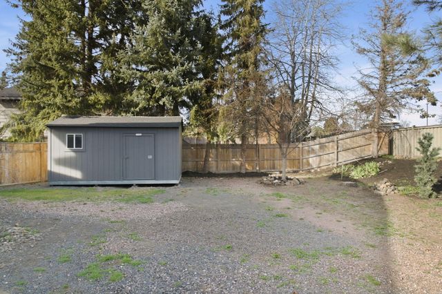 1420 NE Sharkey Terrace, Bend, OR 97701