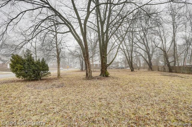 5577 Woodhall Street, Detroit, MI 48224