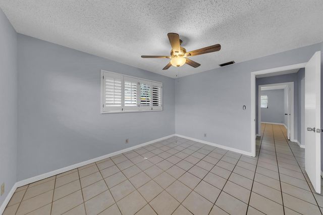 608-612 NE 21st Court, Wilton Manors, FL 33305