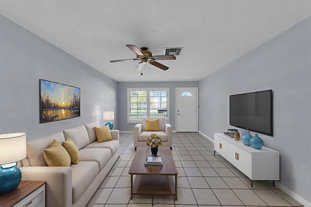 608-612 NE 21st Court, Wilton Manors, FL 33305