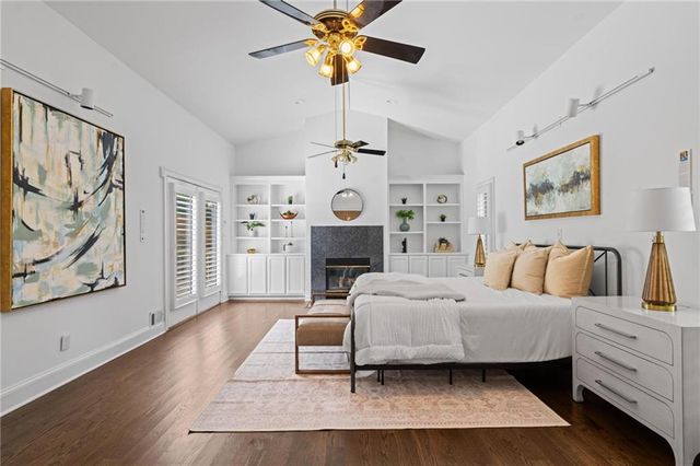 990 Ivy Falls Drive, Atlanta, GA 30328