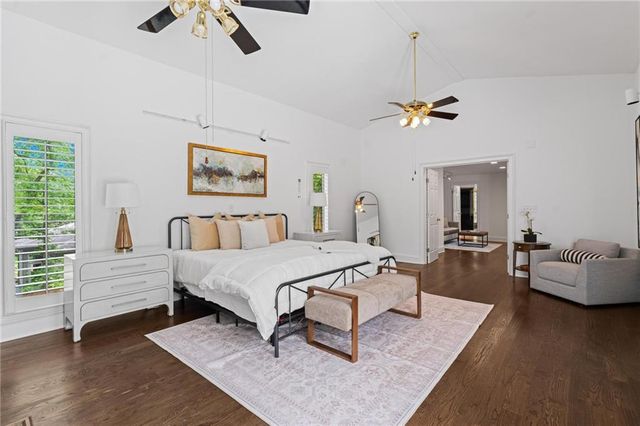 990 Ivy Falls Drive, Atlanta, GA 30328