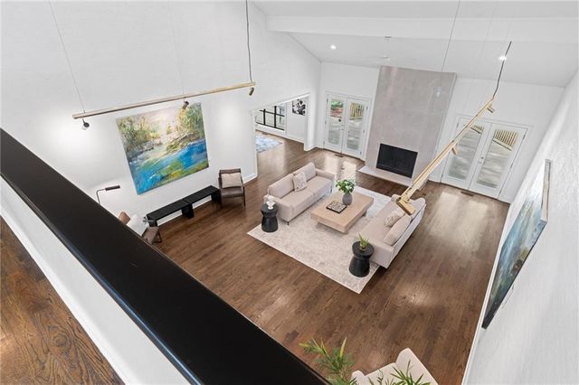 990 Ivy Falls Drive, Atlanta, GA 30328