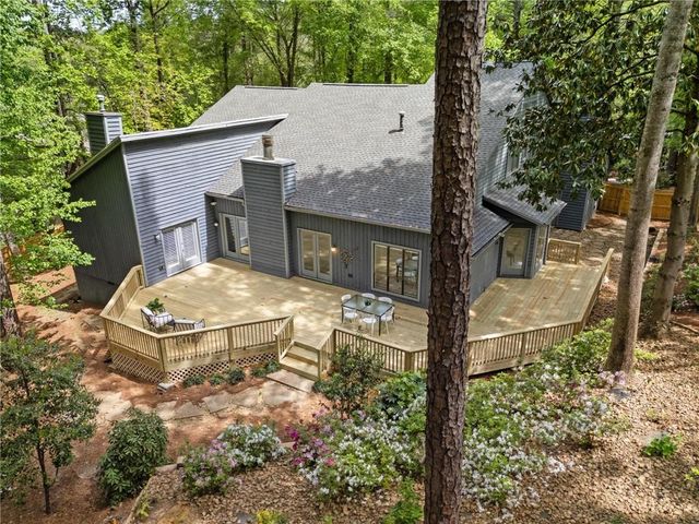 990 Ivy Falls Drive, Atlanta, GA 30328