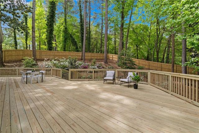 990 Ivy Falls Drive, Atlanta, GA 30328