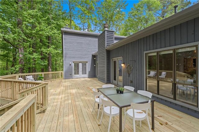 990 Ivy Falls Drive, Atlanta, GA 30328