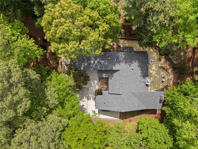 990 Ivy Falls Drive, Atlanta, GA 30328