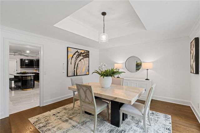 990 Ivy Falls Drive, Atlanta, GA 30328