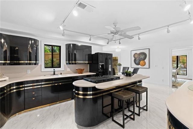 990 Ivy Falls Drive, Atlanta, GA 30328